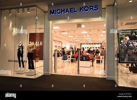 michael kors outlet vaughan